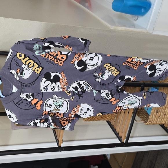 H&M Disney Button Up Long Onesie Bodysuit - Picture 4 of 7